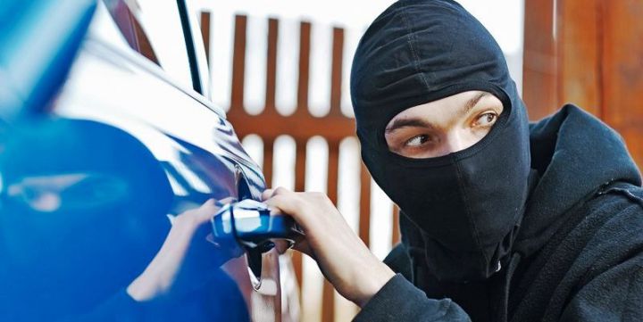 Угонщики будут возмещать автовладельцам вред 