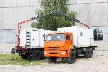 Два гидроманипулятора для двух КАМАЗов-43118 со спецфургоном Два гидроманипулятора для двух КАМАЗов-43118 со спецфургоном