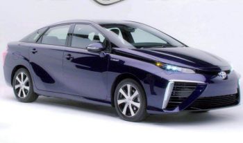 Продажи водородных седанов Toyota Mirai начинаются в сентябре