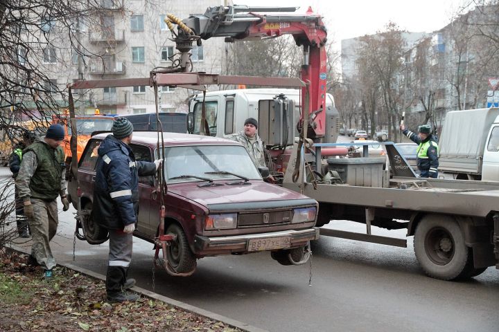 Забрать машину со штрафстоянки можно будет без немедленной оплаты