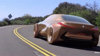 BMW в день своего столетия показала автомобиль будущего (ВИДЕО)