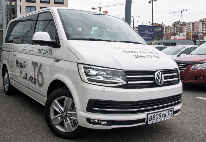 «Нева-Автоком», Volkswagen Multivan и Porsche White Nights 2016
