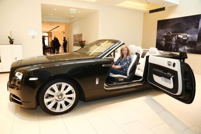 Rolls-Royce Motor Cars St.Petersburg. Rolls-Royce DAWN Rolls-Royce Motor Cars St.Petersburg. Rolls-Royce DAWN