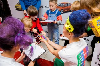 В Санкт-Петербурге появились «Тролли» и дерзкий SKODA Rapid