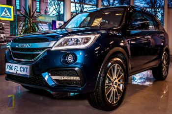 Представлен кроссовер Lifan X60 FL третьего поколения Представлен кроссовер Lifan X60 FL третьего поколения