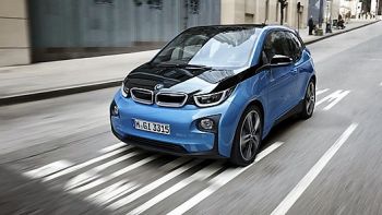 Стала известна российская стоимость электрокара BMW i3
