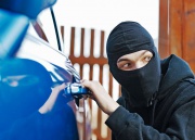 Угонщики будут возмещать автовладельцам матераильный вред 