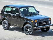 LADA 4х4 окрасилась в цвета апельсина и пантеры