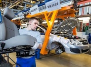 «АвтоВАЗ» увольняет 740 работников