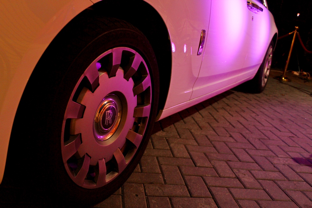 Rolls-Royce Ghost в ресторане Ginza