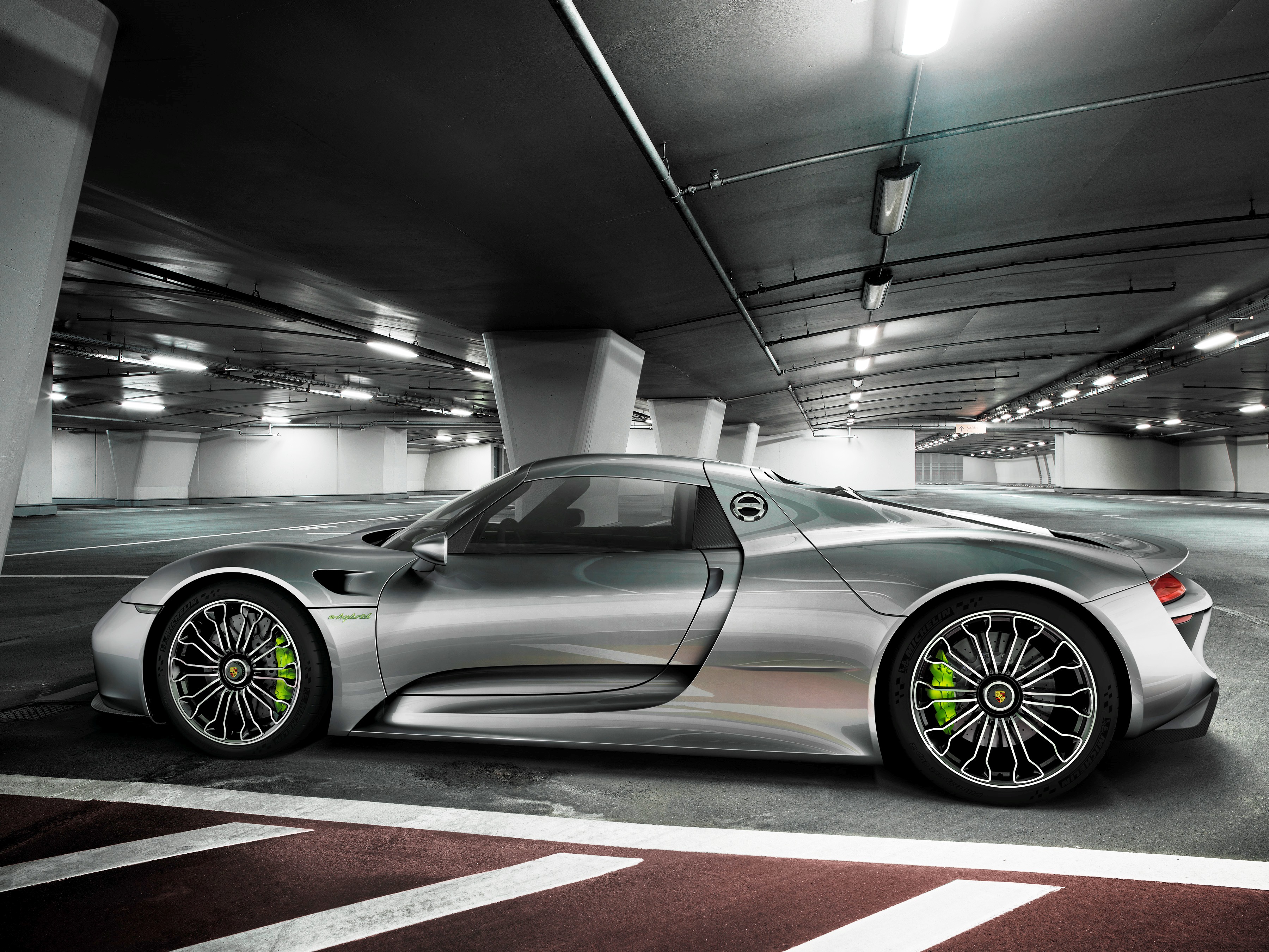 Porsche 918. Порше 918 Spyder. Porsche 918 Спайдер.