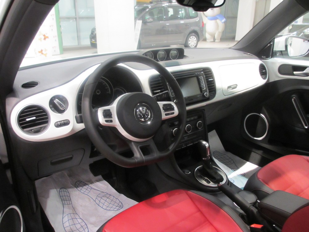 Volkswagen Beetle в Фольксваген Центре Север