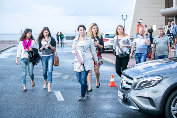 тест-драйв Mercedes-Benz нового поколения GLA и C-Класса