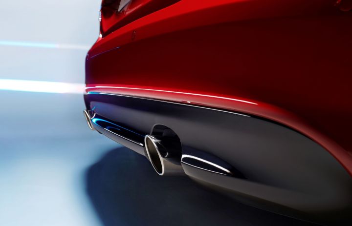 Новый Jaguar XE