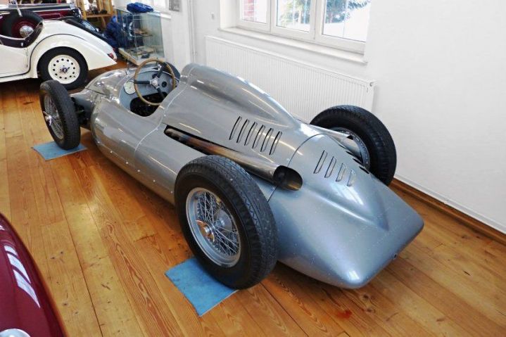 Карл-Хайнц Рекопф привез этот экземпляр в Германию из Великобритании