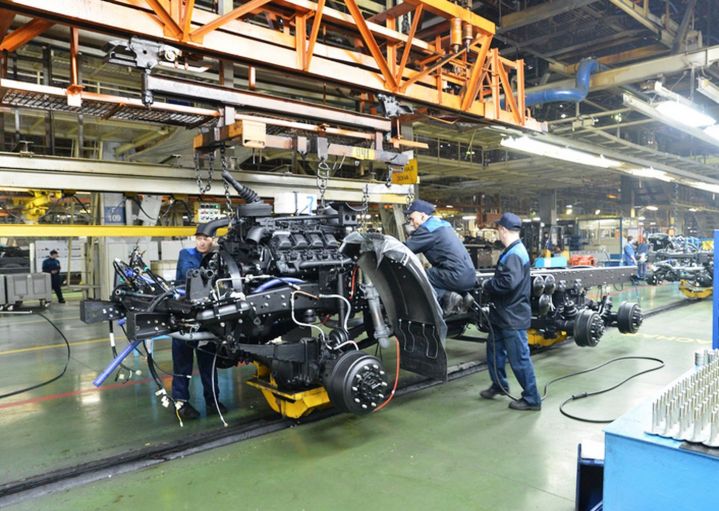 КамАЗ объявил дни простоя