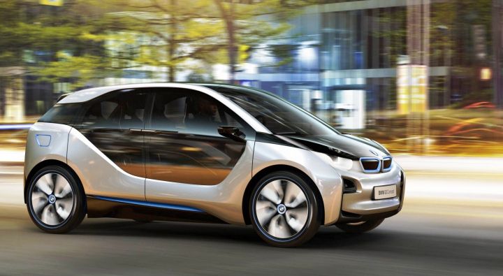 BMW i30