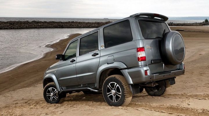 Обновленный UAZ Patriot поступит в продажу в ноябре 2014 года.