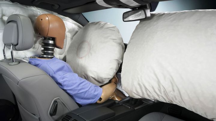 В США отзывают 140 тысяч автомобилей BMW - неисправны подушки безопасности