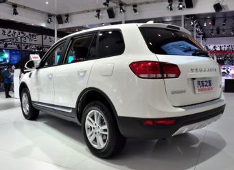 В марте в продаже появится новый китайский внедорожник Yema T70