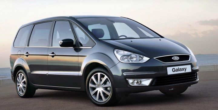 Ford представит в Женеве новый минивэн