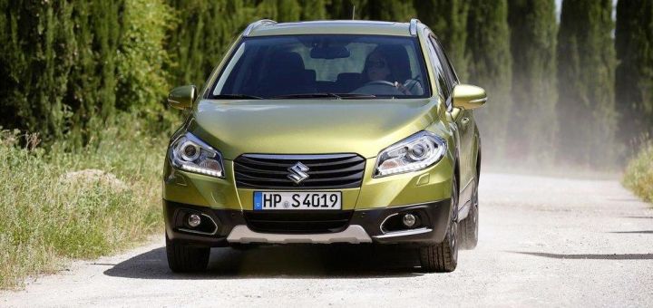 Кроссовер Suzuki SX4 обновится к лету