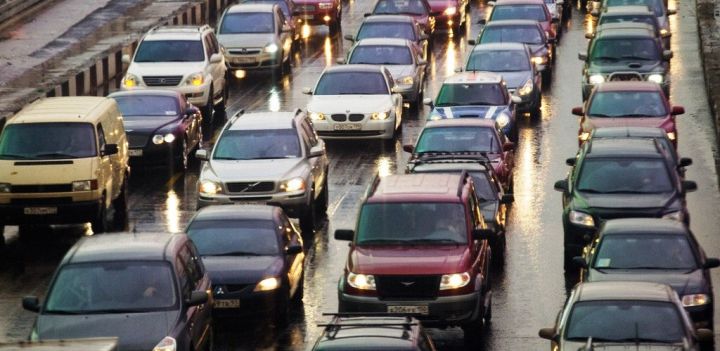 Автопарк легковых авто в России превысил 40 млн экземпляров