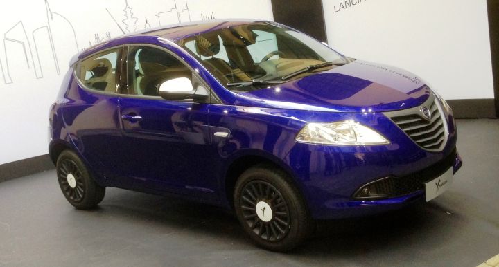 Юбилей Lancia Ypsilon отметят спецверсией