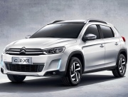 Компания Citroen показала серийный кроссовер С3-XR