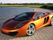 В 2015 году McLaren представит конкурента Porsche 911