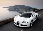 Белые машины вновь стали самыми популярными у автомобилистов в 2014 году