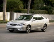 В мастерские отзывают 185 тысяч автомобилей Toyota