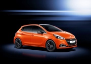 В Интернете появились фото обновленого Peugeot 208