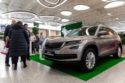 Цветы, зелень и SKODA KODIAQ: как встречали весну в Мега Дыбенко 