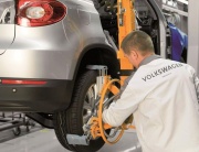 Volkswagen останавливает завод в Калуге из-за падения спроса на авто